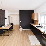 アパート Fancy In Peaceful Area - *