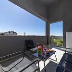 Fancy In Peaceful Area - *