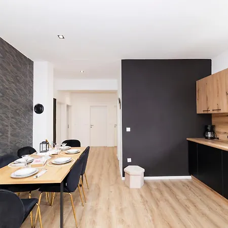 Apartament Fancy In Peaceful Area -